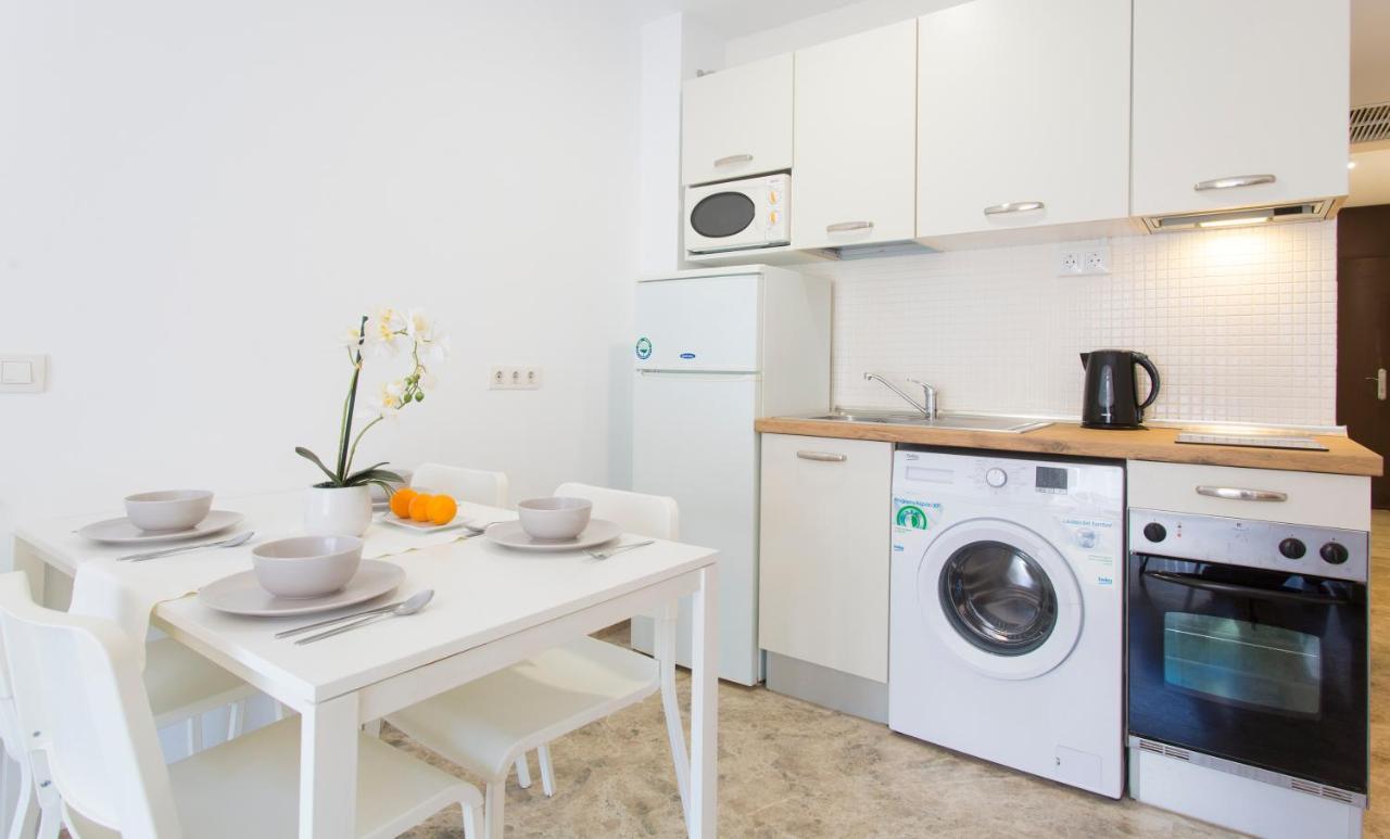 Apartamento Santuario De La Victoria Málaga Exteriör bild